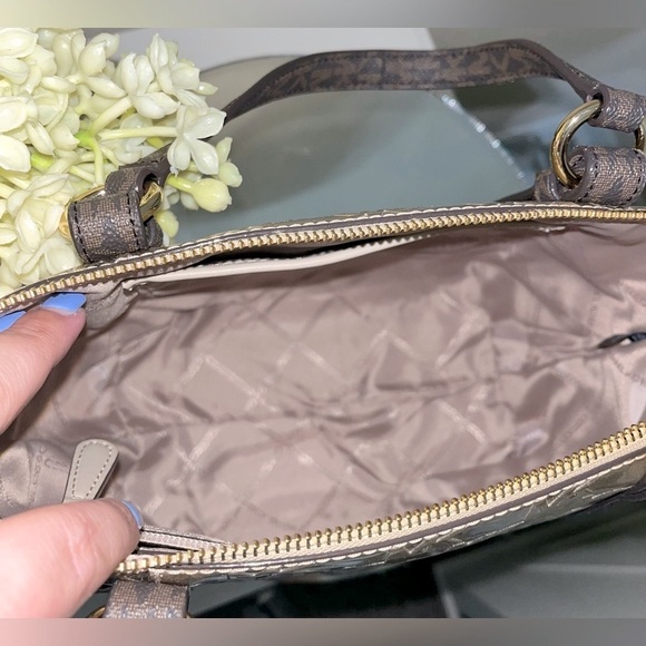 Michael Kors GoldBrown Sullivan Logo Convertible Handbag Strap not incl. - Picture 10 of 16